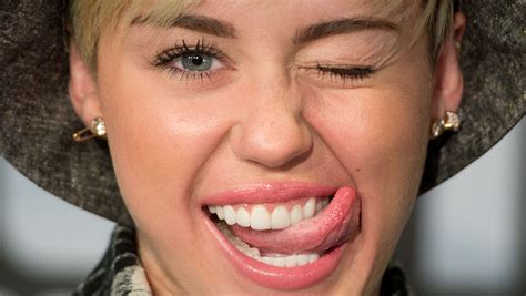 miley cyrus pporn|Miley Cyrus Nude: Porn Videos & Sex Tapes @ xHamster.